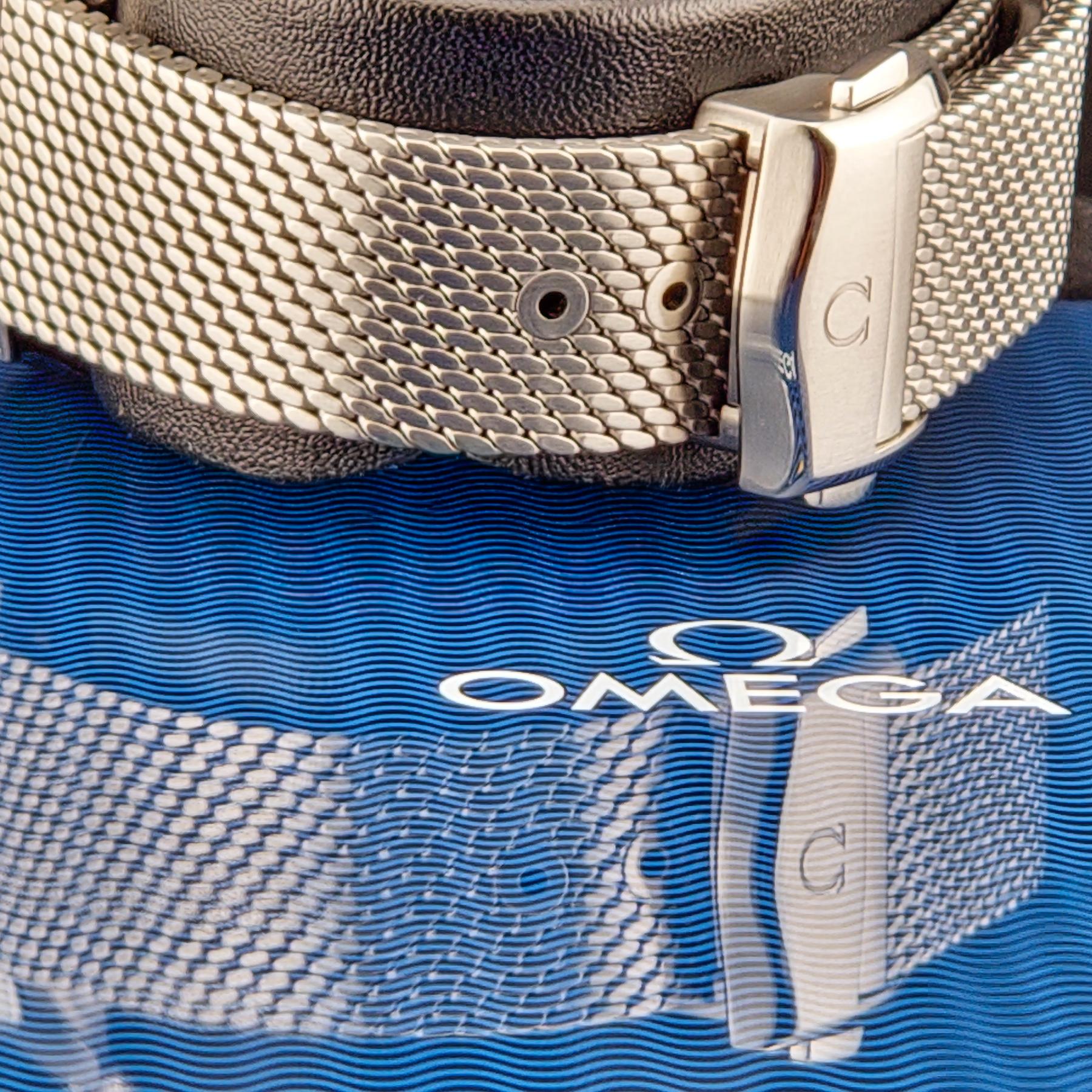 Omega Seamaster Diver 300M - James Bond 60th Anniversary - Full Set (210.30.42.20.03.002)