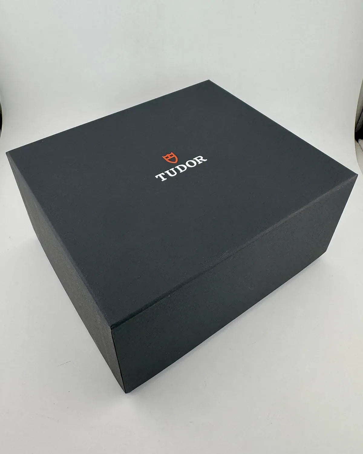 Tudor Black Bay 79660